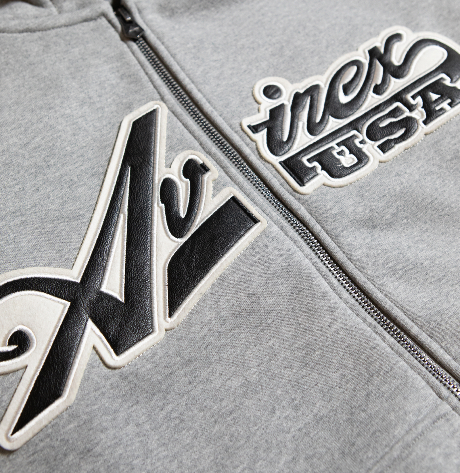【AVIREX】スクリプト フーディー SCRIPT HOODIE – Avirex