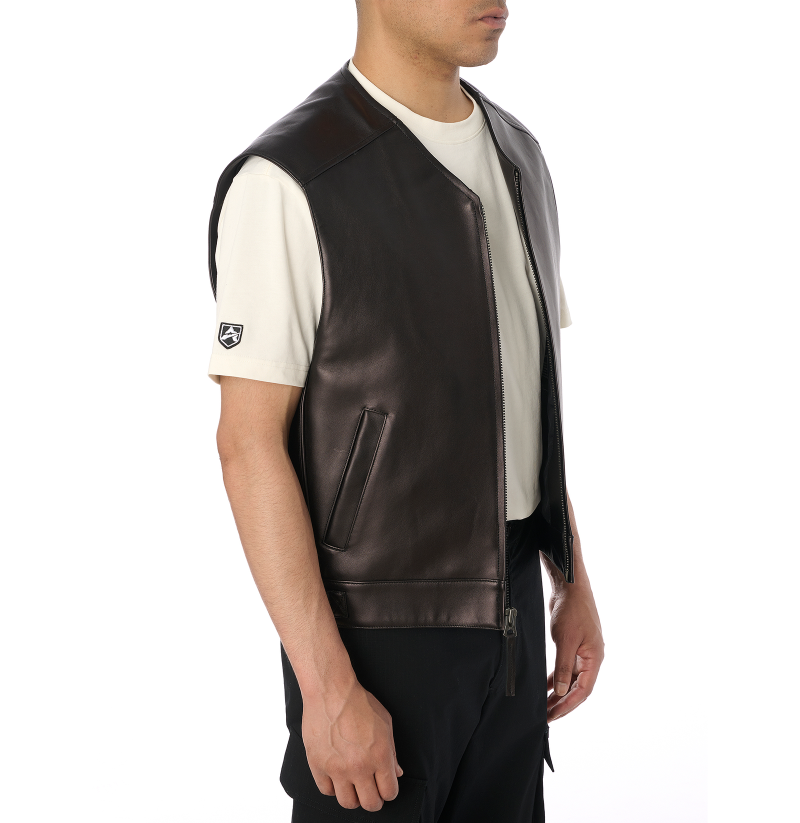 AVF243O13_LEATHER_VEST_BLACK_0 