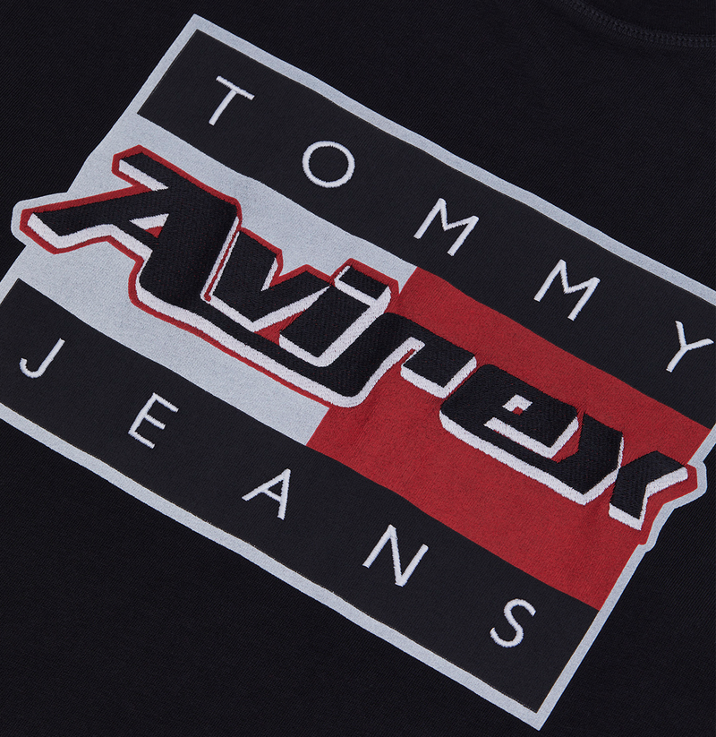 Tommy jeans tees hot sale